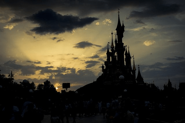 Don’t Cross Your Own&nbsp;Line